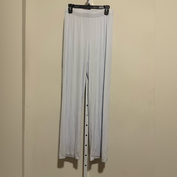 SKIMS Light Blue Wide Leg Pants - Picture 1 of 5